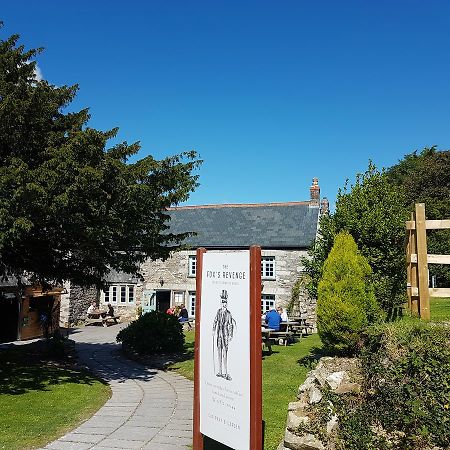 Carvynick Holiday Park Saint Enoder 外观 照片