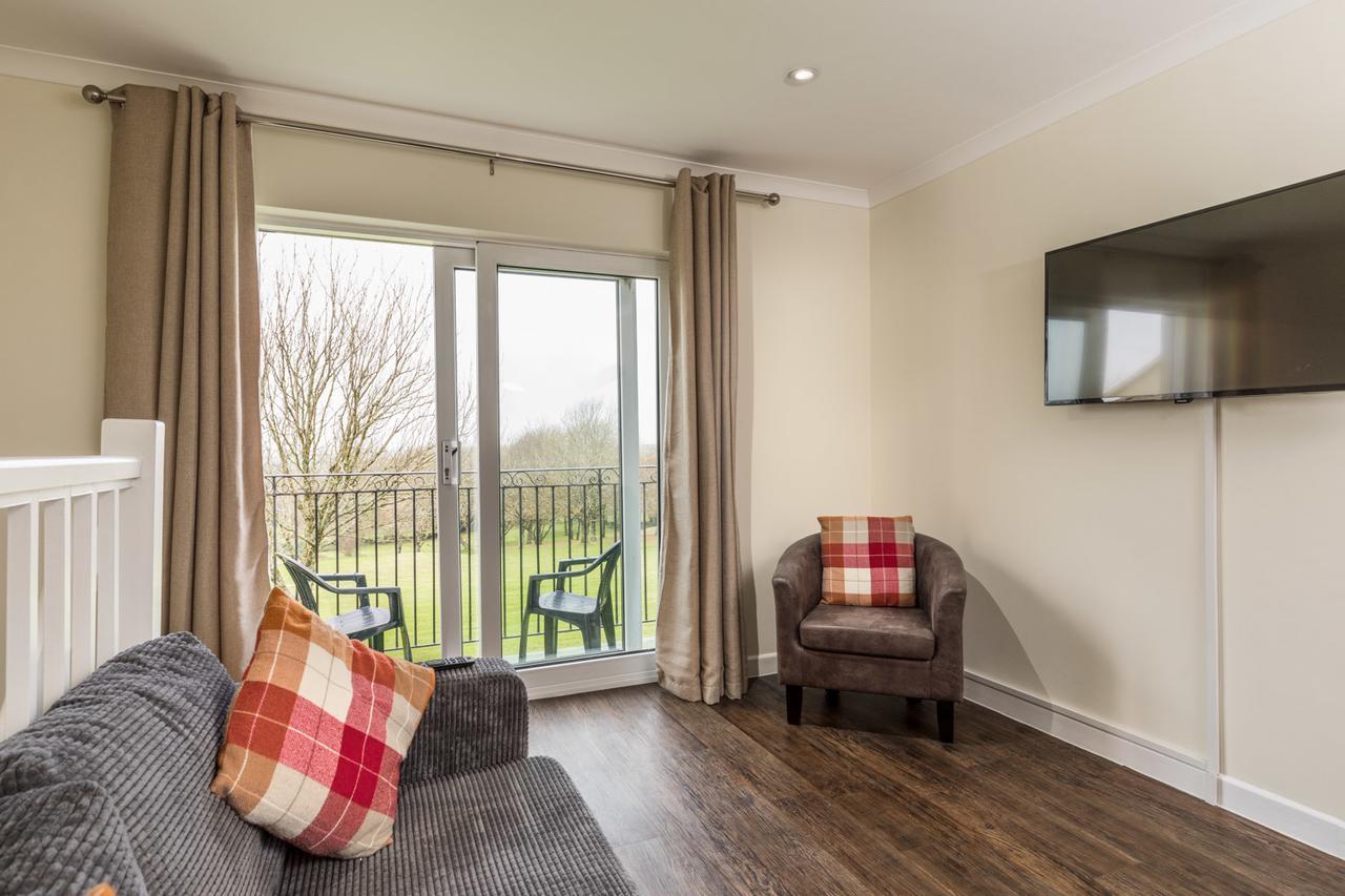 Carvynick Holiday Park Saint Enoder 外观 照片