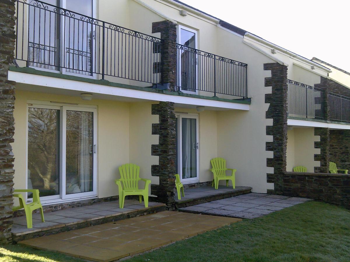 Carvynick Holiday Park Saint Enoder 外观 照片