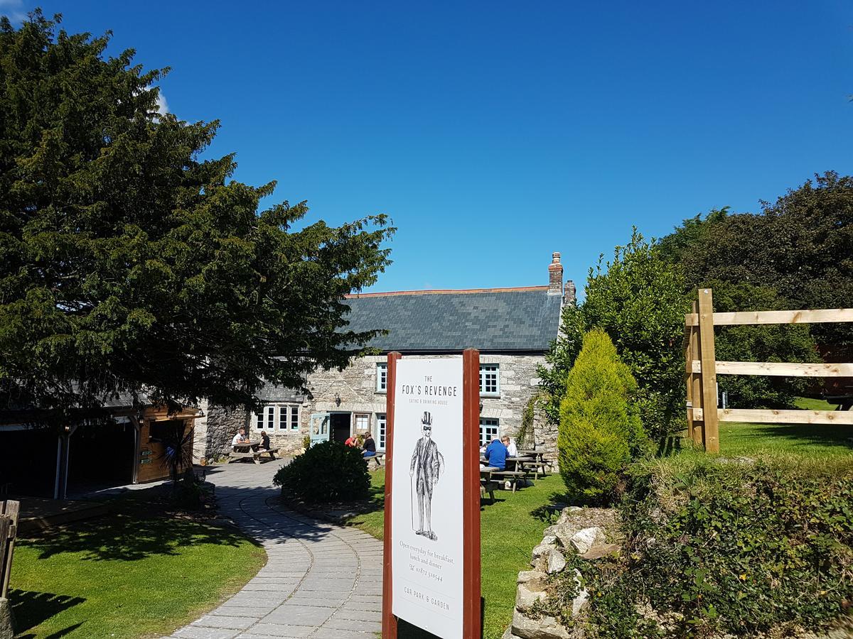 Carvynick Holiday Park Saint Enoder 外观 照片